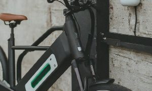 Photo by electricbikeexplorer.com - What Size Inverter Do I Need to Charge an E-Bike Battery?